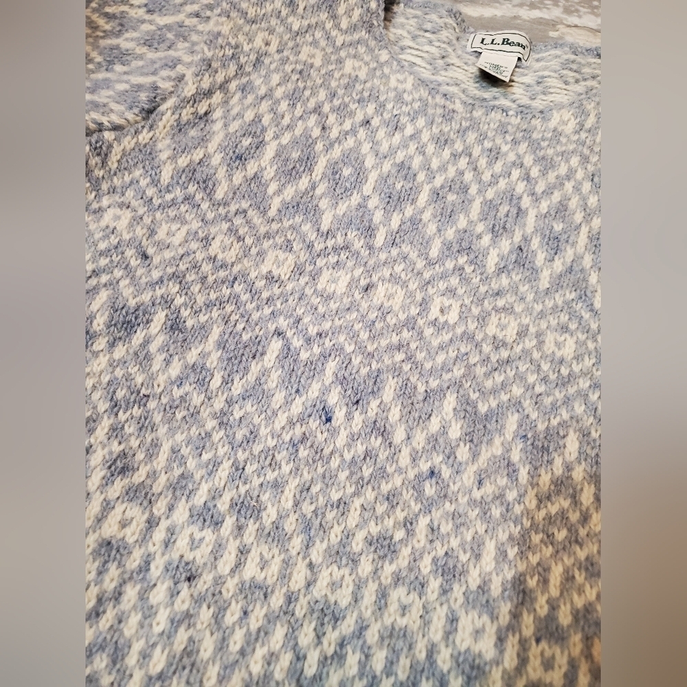 Vintage L.L. Bean fringe sweater. Wool blend. Grey-blue and cream. Fair Isle. M. - Picture 7 of 10
